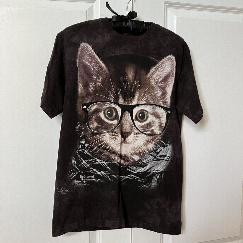 276- The Mountain Cat Graphic with Glasses Black Tee